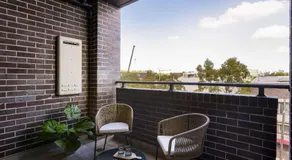 Kahlo Alexandria - Stylish 2 bdrm Walk to Train - Image 3