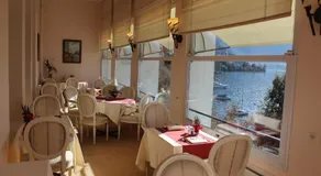 Hôtel du Grand Lac Excelsior - Image 5