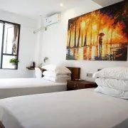 Guiln centralYouth Hostel - Image 3