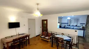MyAssisiSuite - All'Ombra di Santa Chiara - Dimora Storica in Pietra Antica, Idromassaggio - Un Unico Spazio di 140mq - 3 camere, Doppi Servizi, 8 posti - Accoglienza e Check Live - Mówimy po polsku - Image 3