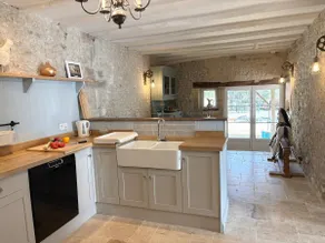 Lovely 4 bed gite with pool, sleeps 10 - Image 3