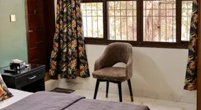 Karachi Inn - Image 3