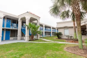 OYO Hotel Baton Rouge - Mead Rd Louisiana - Image 5