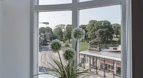 Crescent View - Image 5