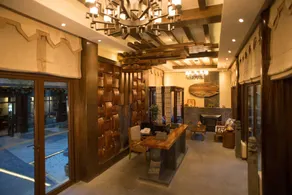 Shangri-La Moon Tibetan Boutique Hotel - Image 2