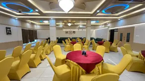 Sk Royal Hotel - Image 5
