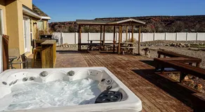 Moab Desert Home, 4 Bedroom Private House, Sleeps 10, Pet Friendly - Image 4