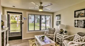 Island View Cottages Sebastian - Image 4