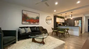 Urban Retreat Homestay - Shared Apartment with Queen Bed and Private Ensuite - Image 3