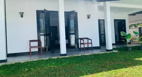 Serene Villa - Image 4