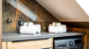 Deluxe Apartment mit Tiefgarage in Nähe Messe-BMW-Porsche-DHL-Flughafen-Flugzeugwerk der Deutsche Aircraft - Image 5