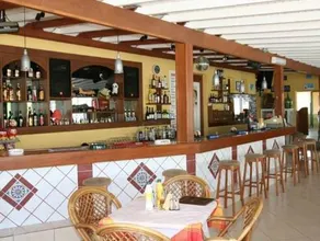 Mammis Beach Hotel - Image 5