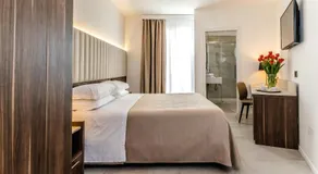 Hotel Falli - Image 2