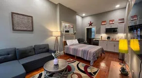 THE WINTER HOUSE - HISTORIC DOWNTOWN LANCASTER - Image 2