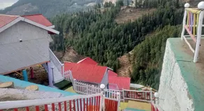 THE WONDERLAND COTTAGES & Cafe - Image 5