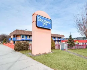Visitors Inn - Image 3