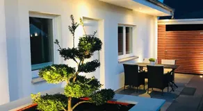 Wunderschöne Wohlfühloase im Grünen mit Innenstadtnähe - Image 2