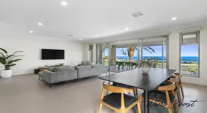 Oceanview Escape by Wine Coast Holidays - Image 3