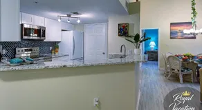 Royal Tropical at Avalon Clearwater - Pool & Free Parking - 10 Min Drive to Clearwater Beach - Image 4