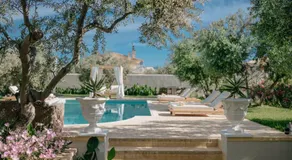 Nereides Luxury Villas - Image 3