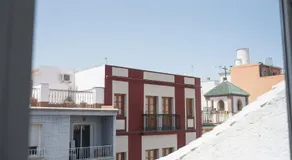 AYZ Frailes - Auto check-in property - Image 4