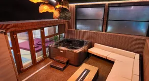 Uve Residence & Spa - Image 4