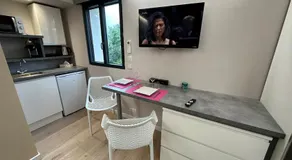L'Esquisse en Rose - Parking Clim Netflix Canal - Image 5
