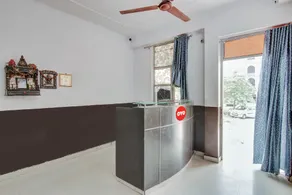 Hotel O Golden Inn - Image 4