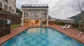 Cheongdo Casa Loma Pool Villa - Image 3