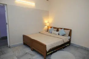 ST Stays -The perfect and comfort STAY IN NGL - Image 2
