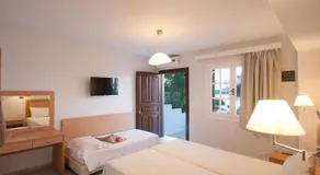 vassilias beach hotel - Image 2