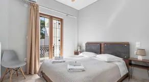 Vasilis Apartments Beachfront - Image 2