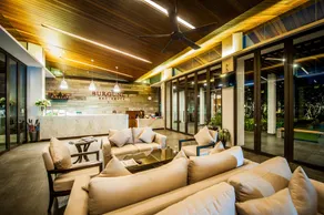 Burgundy Residence 304 - Image 4