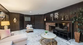 Gorgeous Unique House in Bethesda with 8 Beds - Image 3