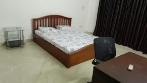 Beautiful single room available in a villa - Image 5