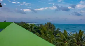 Nice Place Beach Hotel - Image 2