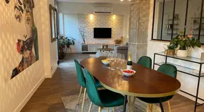 Très bel appartement central, au calme avec balnéo - Image 2