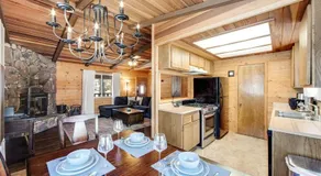 Vista Sugarloaf ~ Dog-friendly Mountain getaway near town & skiing w/ gas grill & spacious deck - Image 3