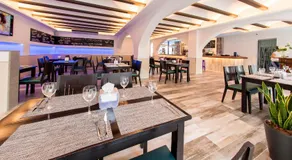 Hotel Tarba - Image 2