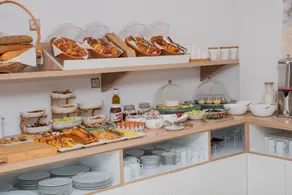 Family Aparthotel - Image 1
