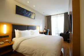 Starway Hotel Yibin Laiyin - Image 2