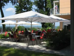 Hotel Restaurant Sokrates - Image 3