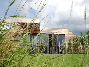 Peaceful Farmside Bungalow - Image 2