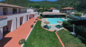 Elba Island Resort Pool & Tennis - Image 3