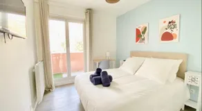 Le cocon urbain - Modern 4BR Apartment with Free Parking, High-Speed Wifi, Quick Access to A6 & N7 - Image 2