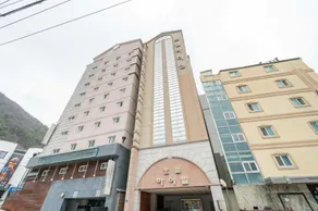 Jeongseon Hivill Hotel - Image 5