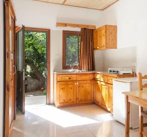 Bare Hill Holiday Apartments - Image 5