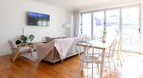 Elwood Star- Beachside Retreat - Image 3