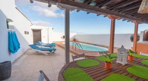 Villa with amazing views, jacuzzi and private pool - Image 2