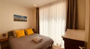 Bright airy family style 7 min walk to beach - Image 2